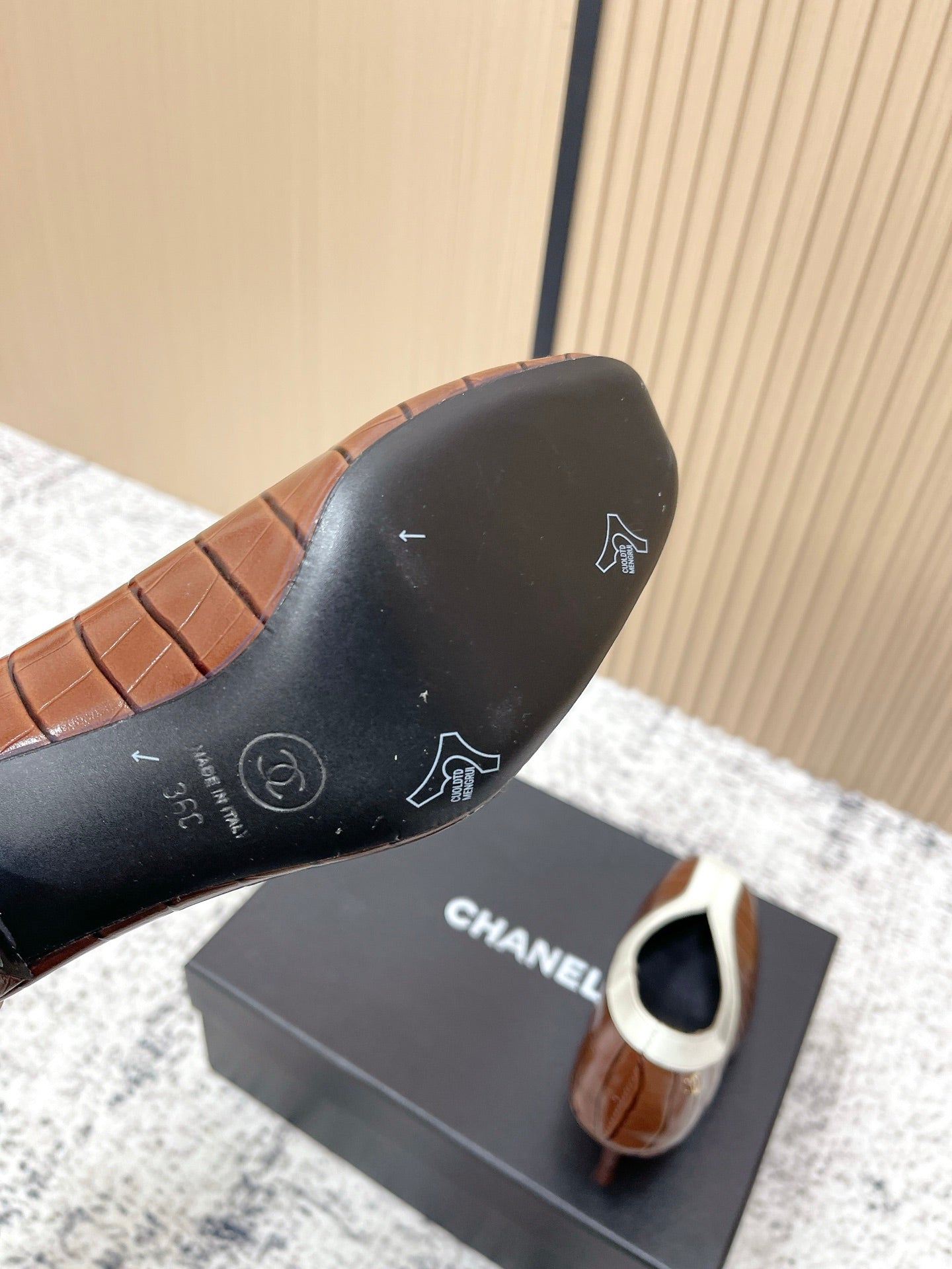Chanel 26 Closed-Toe Slingback Brown in Cowhide 591407