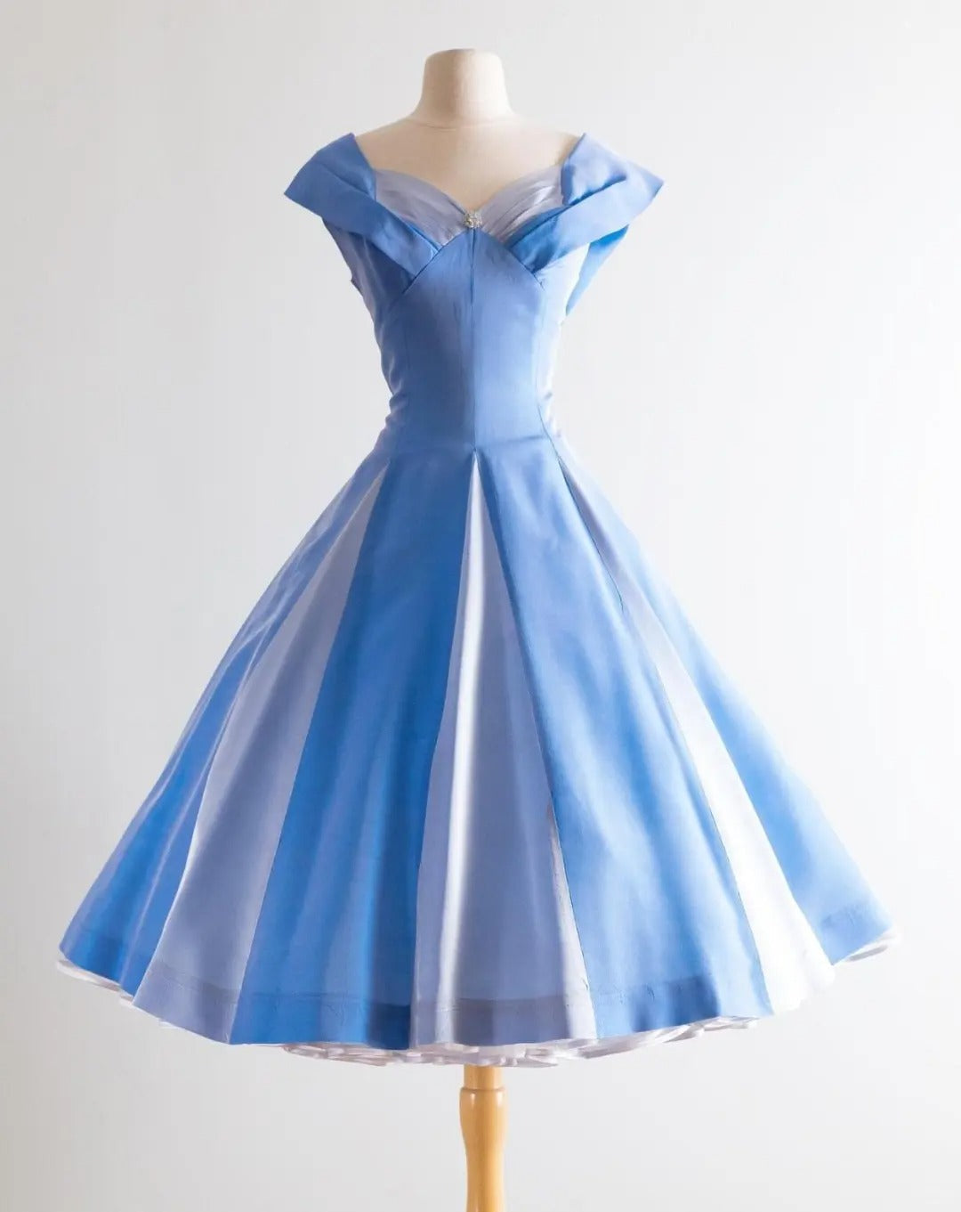 A Line Blue Vintage Homecoming Dresses Short Prom Dress Short Party Dress cg25921