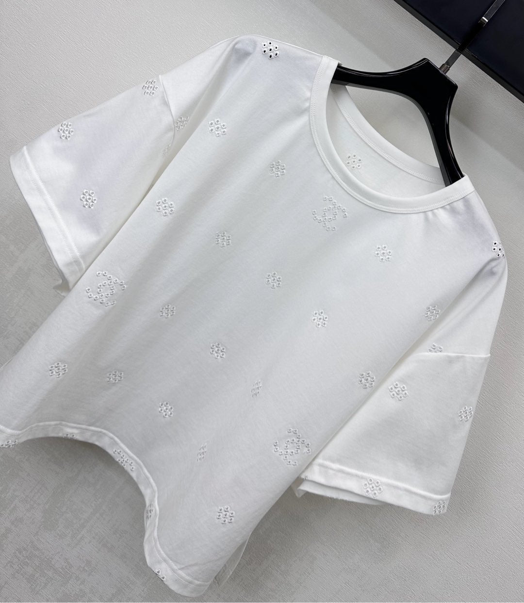 CC SS26 Laser-embroidered Cropped T-shirt White Cotton 350313