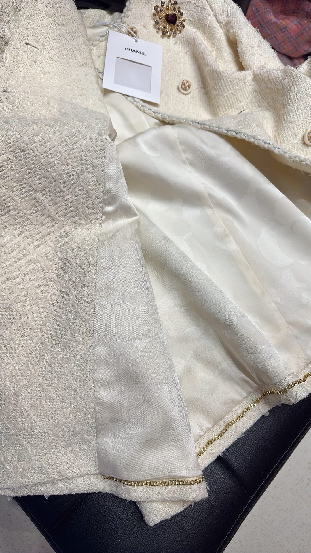 CC 25 Medium Length Coat White Cotton