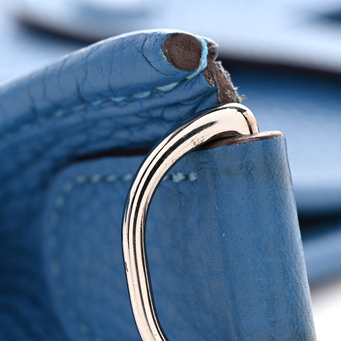 Taurillon Clemence Amazone Evelyne III PM Mykonos White