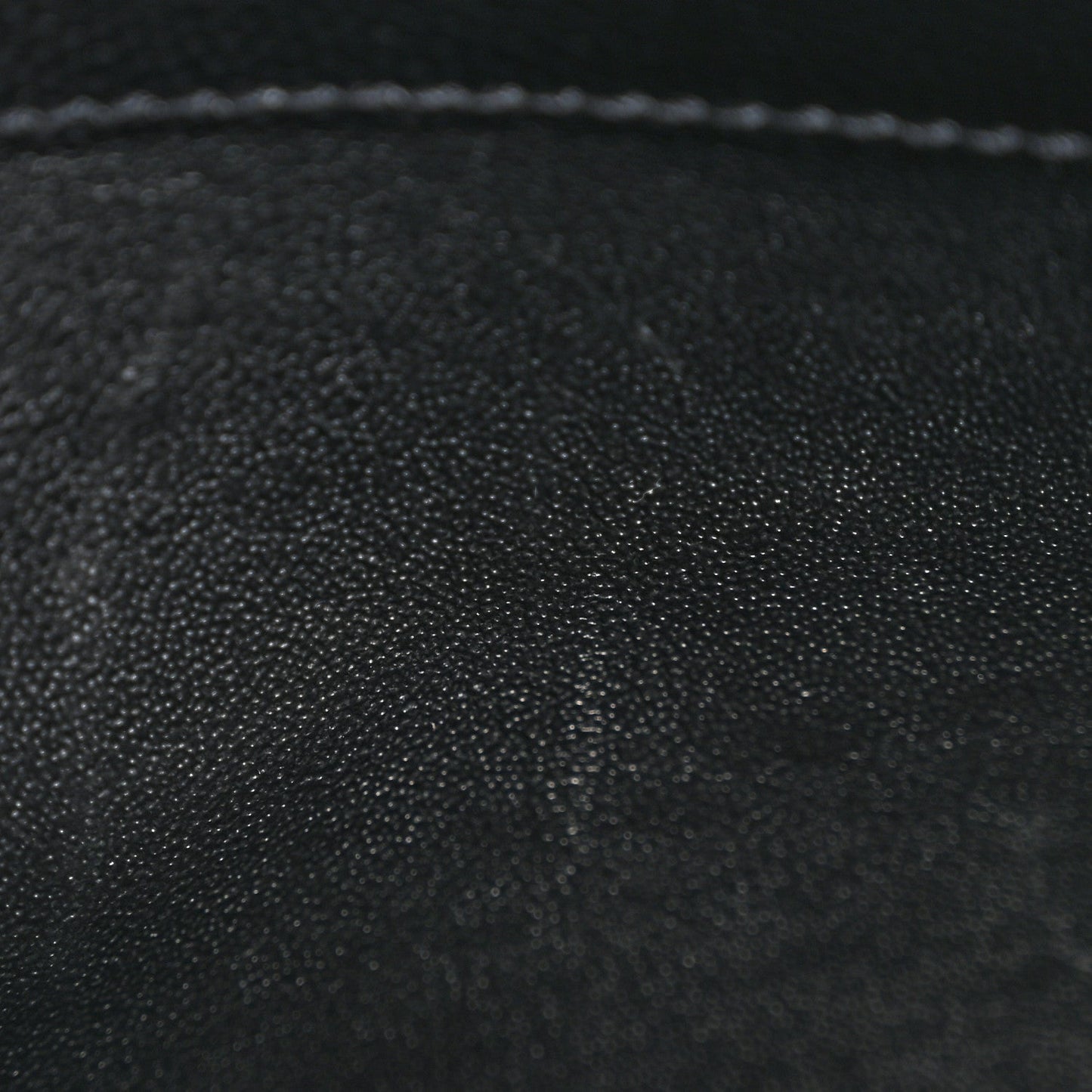 Grain De Poudre Matelasse Chevron Monogram Chain Wallet Black