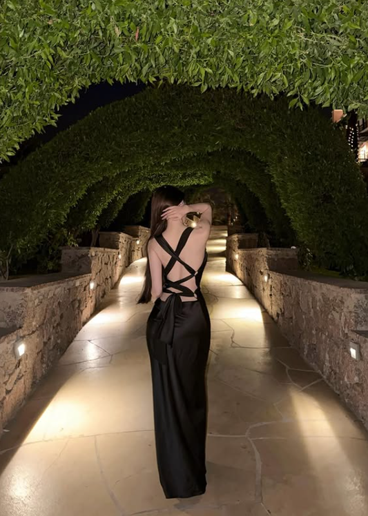 Sexy Black A Line Spaghetti Strap Satin Open Back Prom Dress Vacation Dress SH5194