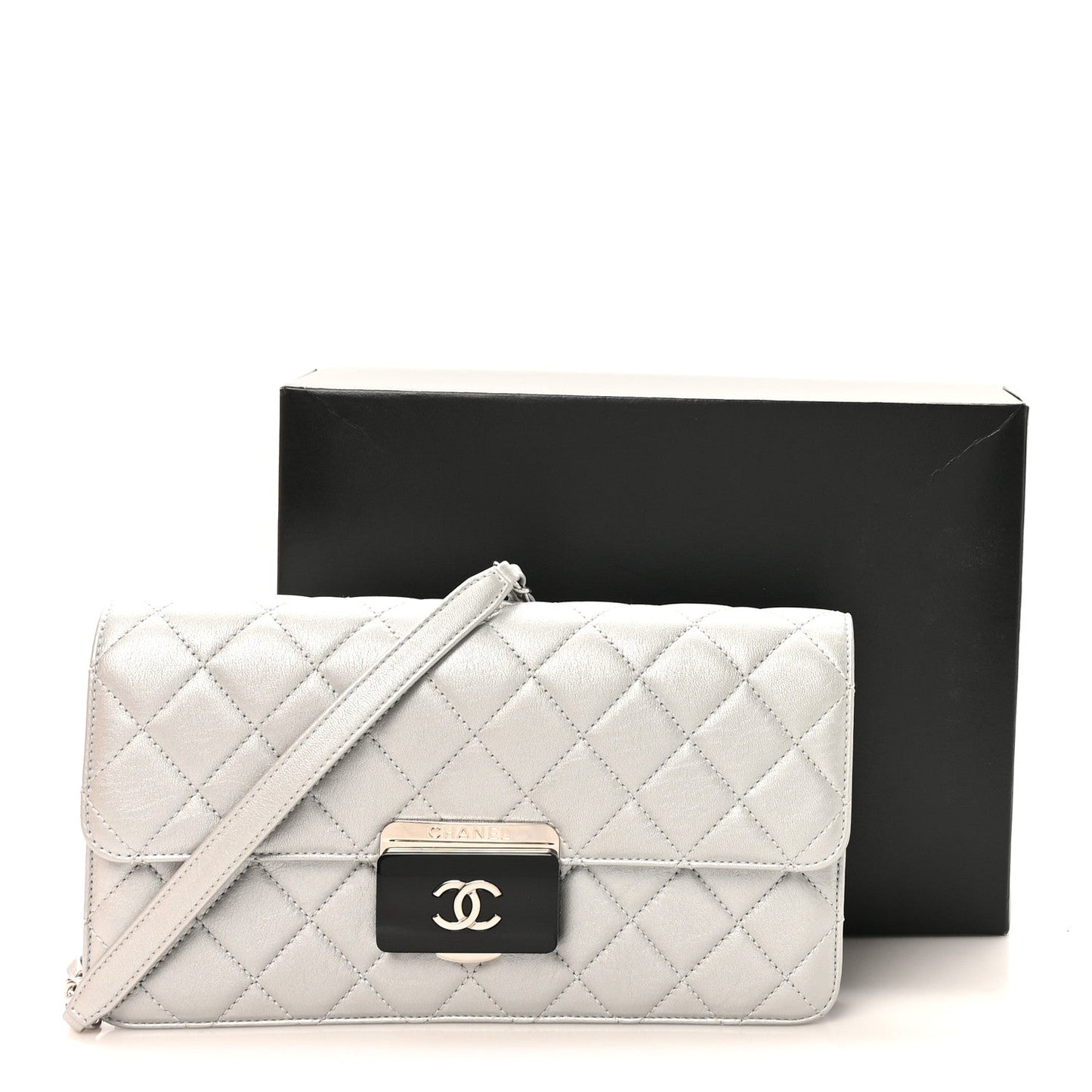 Metallic Sheepskin Quilted Small Beauty Lock Flap Silver