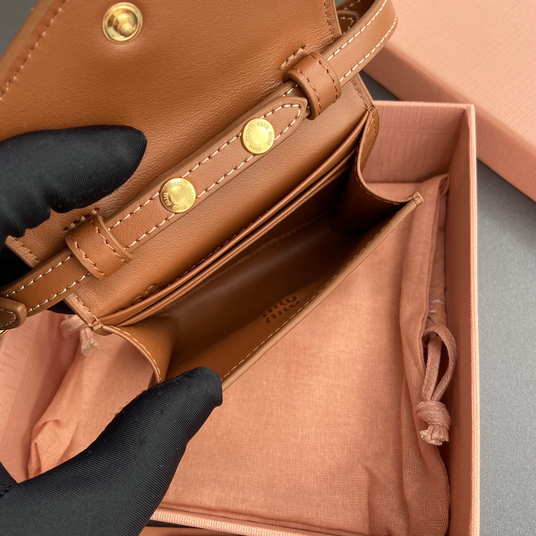 Miu Logo Wallet On A Chain 10.5 Lettering Cognac Calfskin 240404