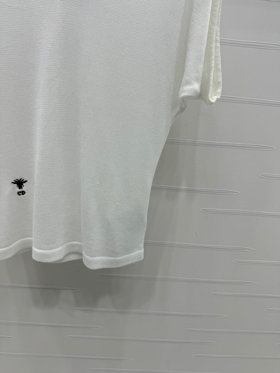 DIOR V-NECK KNITTED SHORT-SLEEVE T-SHIRT WHITE 274934