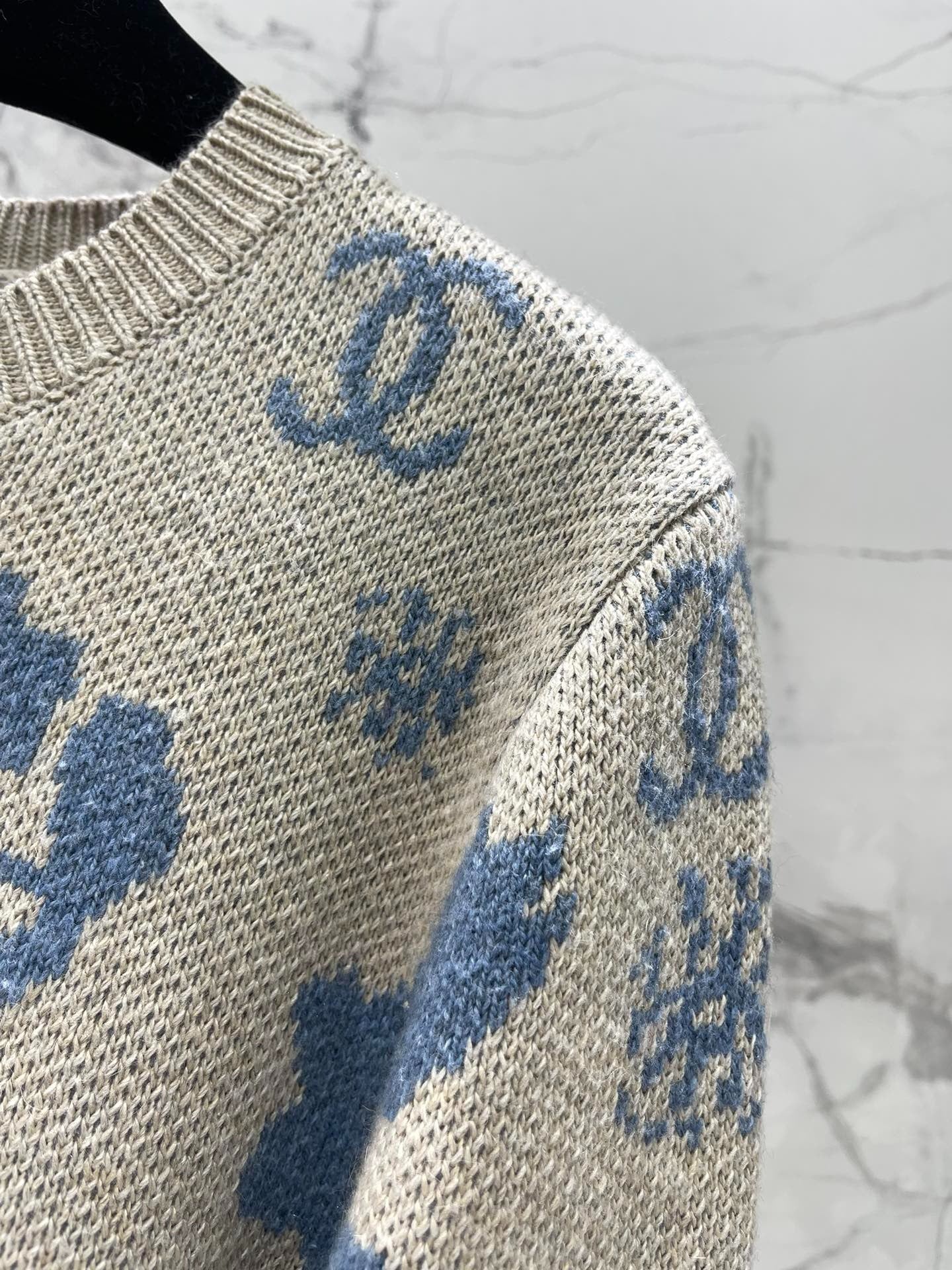 CHANEL 25S CREW NECK SWEATER 462