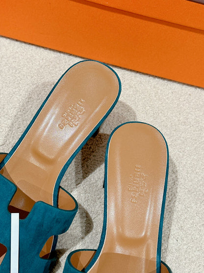 HM Oasis Sandals Teal Calfskin 312714
