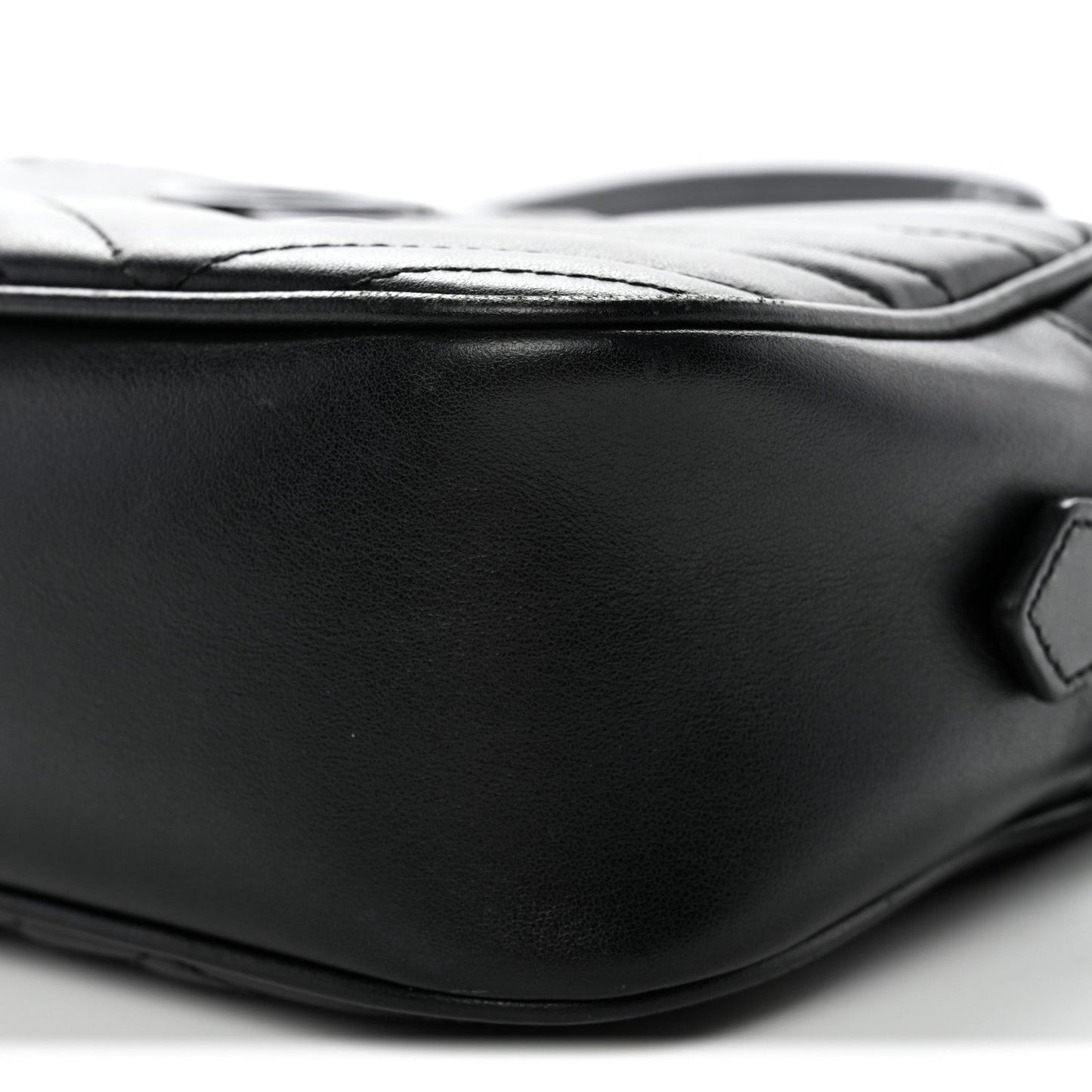Calfskin Matelasse Monochrome Small GG Marmont Chain Shoulder Bag Black