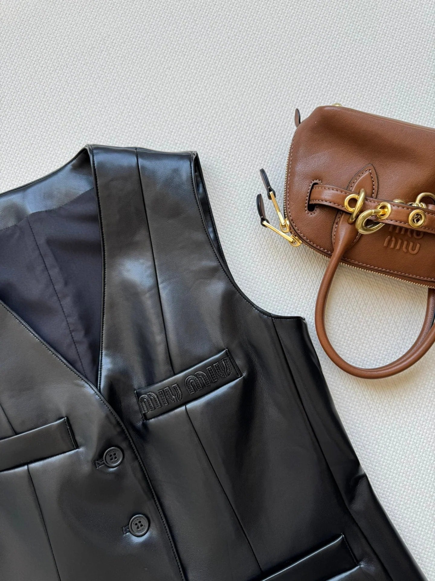 MIUMIU LEATHER VEST STYLE 728