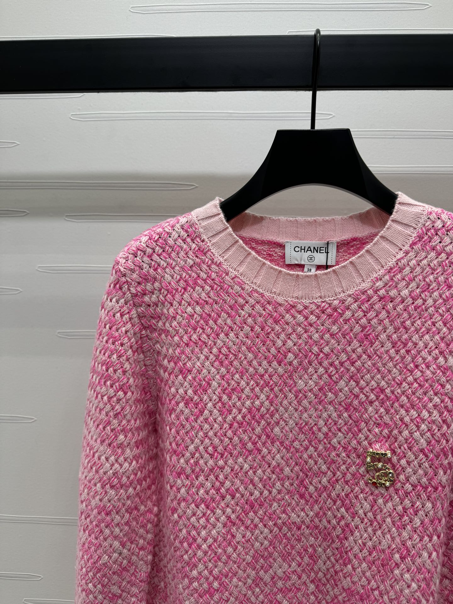 CC 25 Contrast Color Sweater 5 Brooch Pink Wool 305411