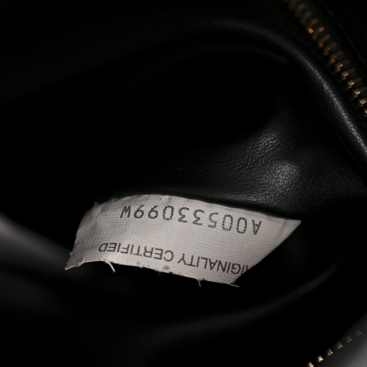 Calfskin Intrecciato Small Hop Black