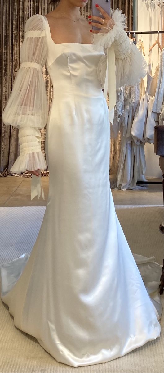 formaldressy-White Satin Long-Sleeved Wedding Dress gh6278