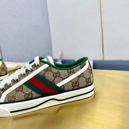 GG TENNIS 1977 TRAINER LIGHT BROWN CANVAS WITH BLACK TRIM