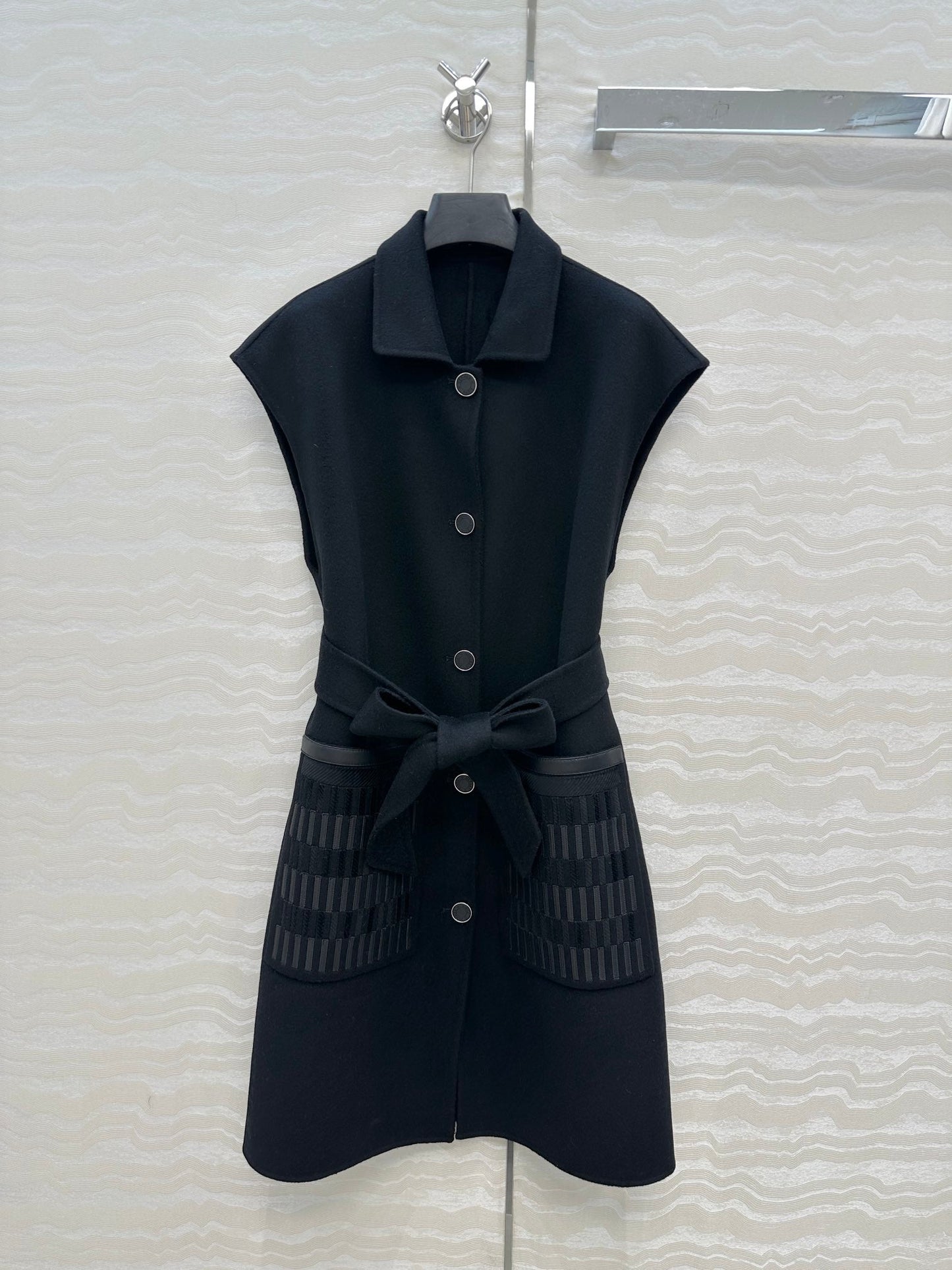 HM 25S Jacket in Black Wool 295761
