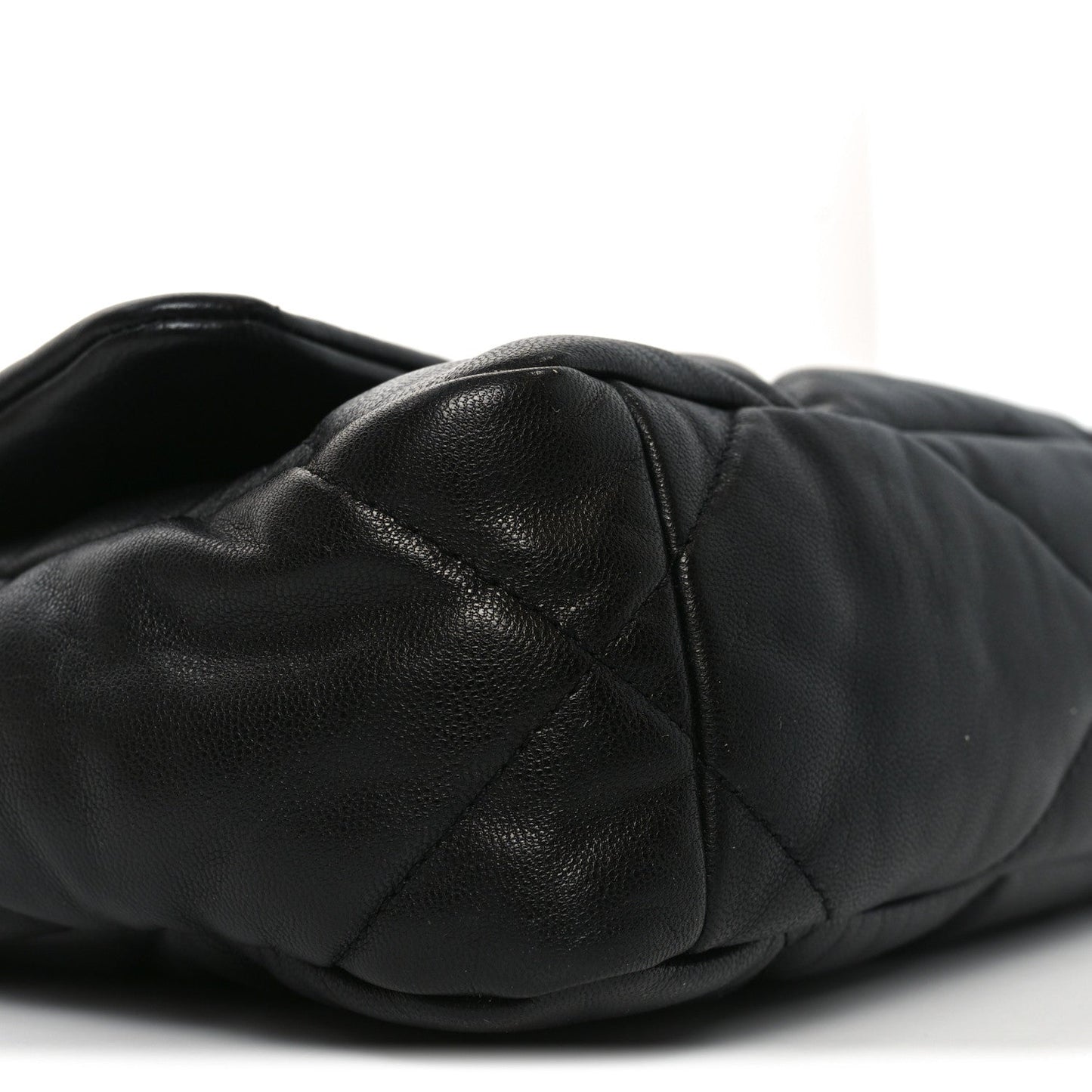 Goatskin Quilted Medium Chanel 19 Flap Black