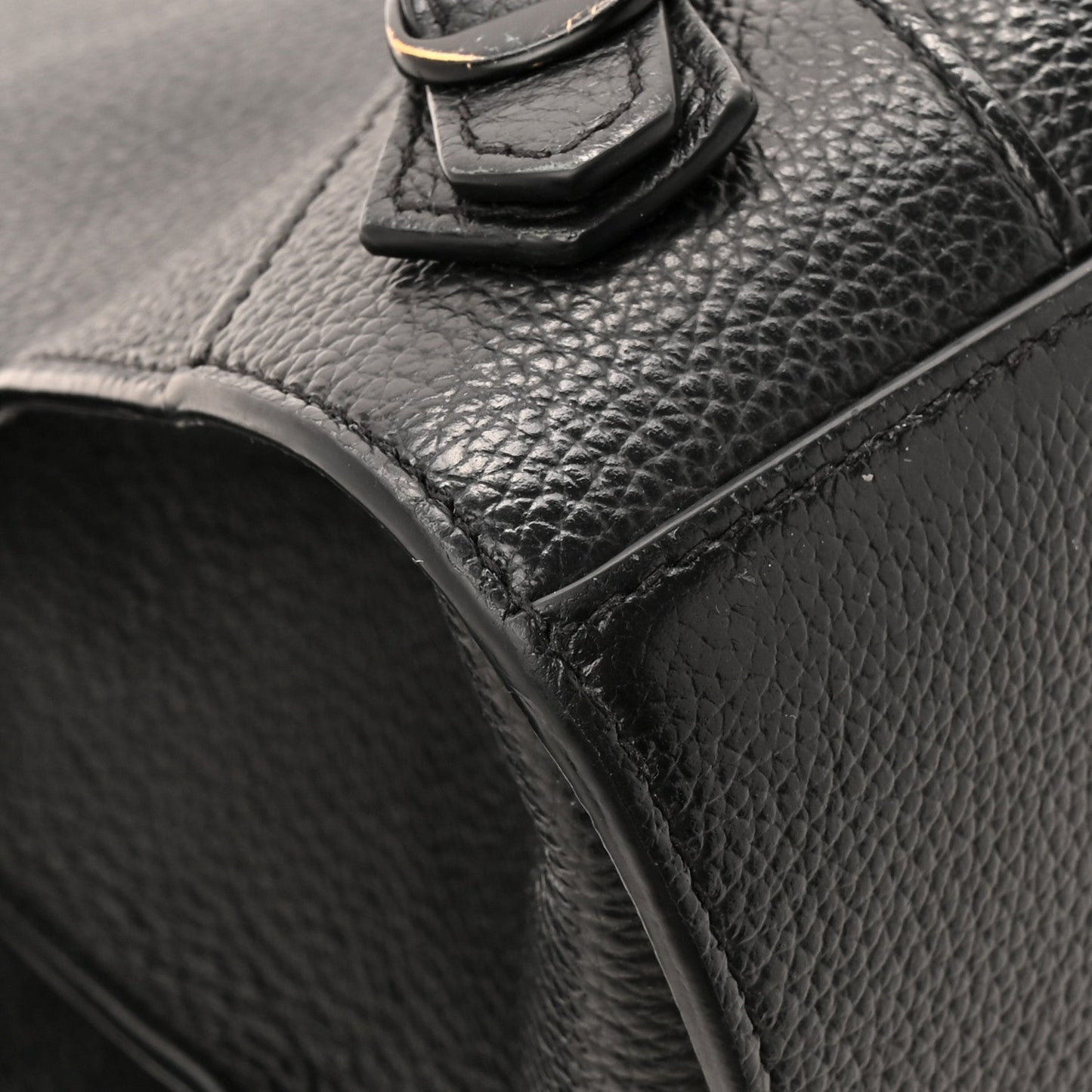 Grained Calfskin Neo Classic Black Hardware Medium City Black