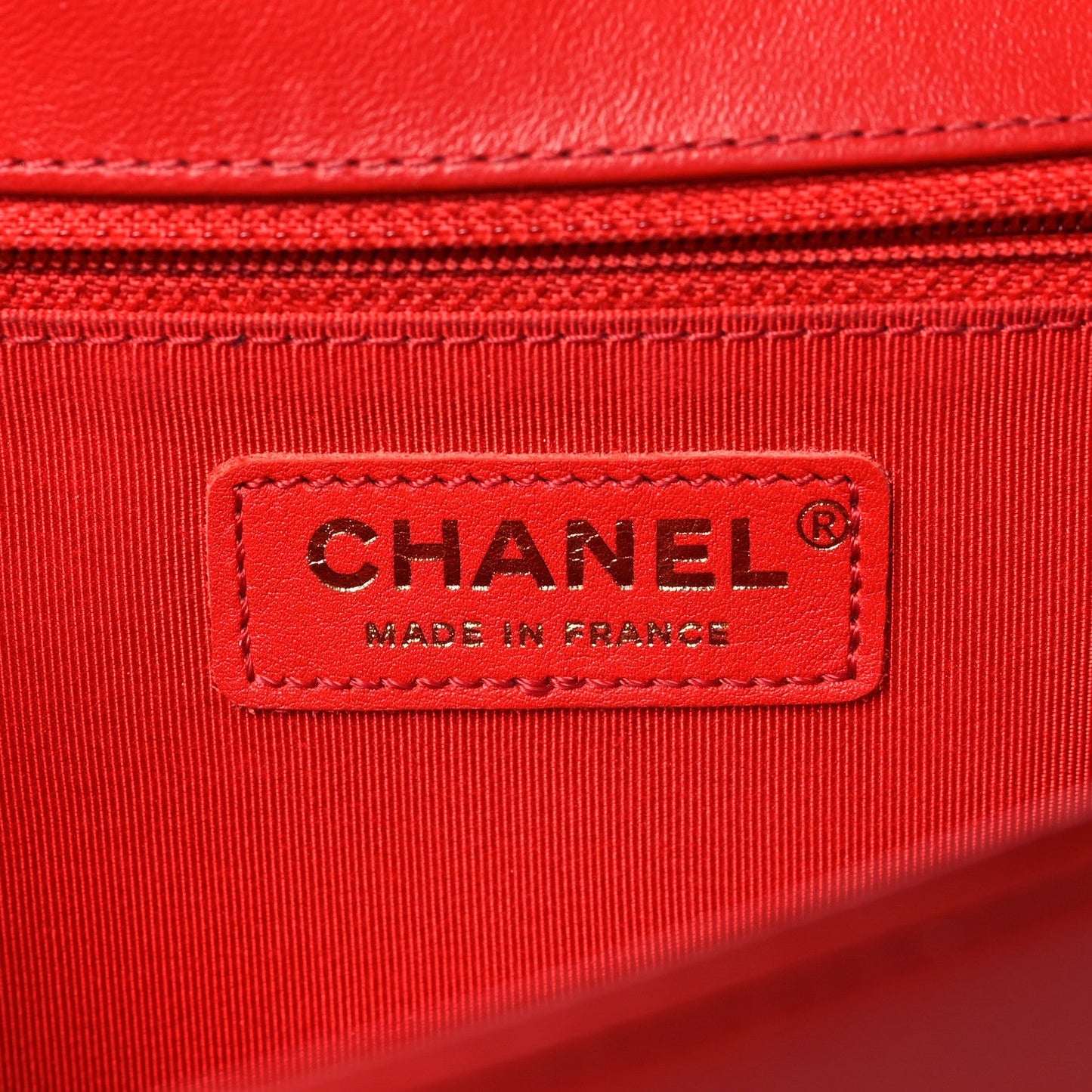 Lambskin Quilted New Medium Boy Flap Red