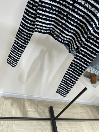 LV Four-Leaf Clover Short Cardigan Black and White Stripes Wool 285507