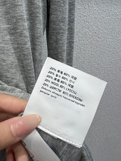 Miumiu 25FW Tencel Wool Fake Two-Piece Long-Sleeved T-Shirt Gray Wool