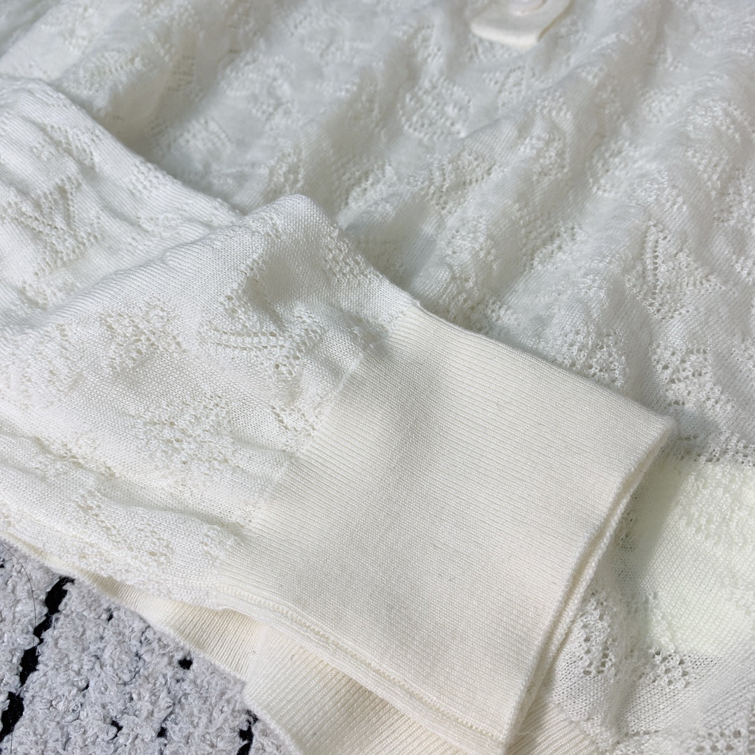 LV 25 Cutout Jacquard Top White Sheep Wool 305585