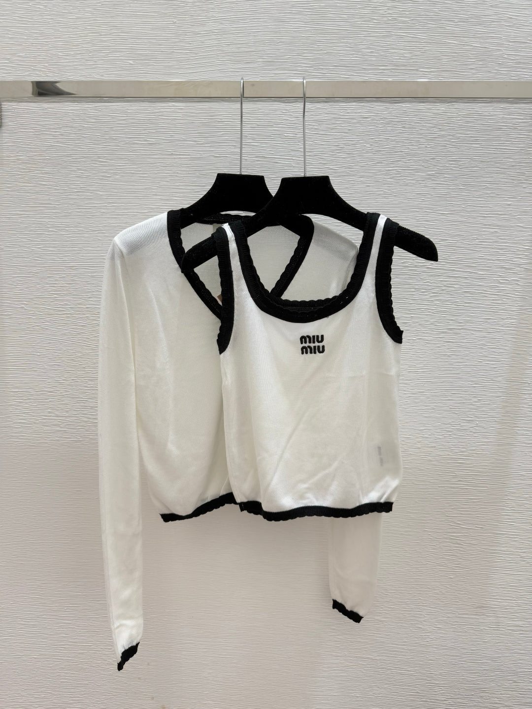 Miumiu Contrast Color Simple Knit Wool Suspender Two-Piece Set