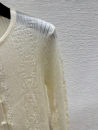 CC 25 Hollow Crew Neck Knit Long Sleeve Cardigan Wool
