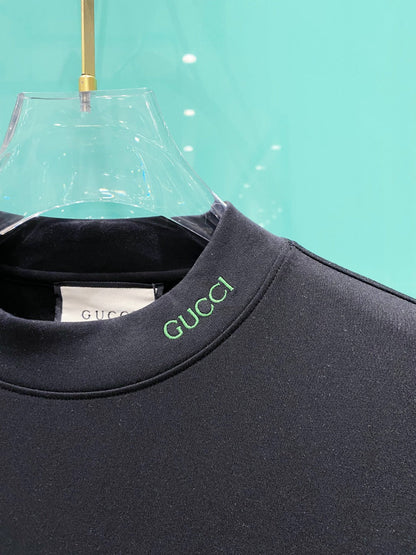 Gucci 25 Long-Sleeved T-shirt 106339