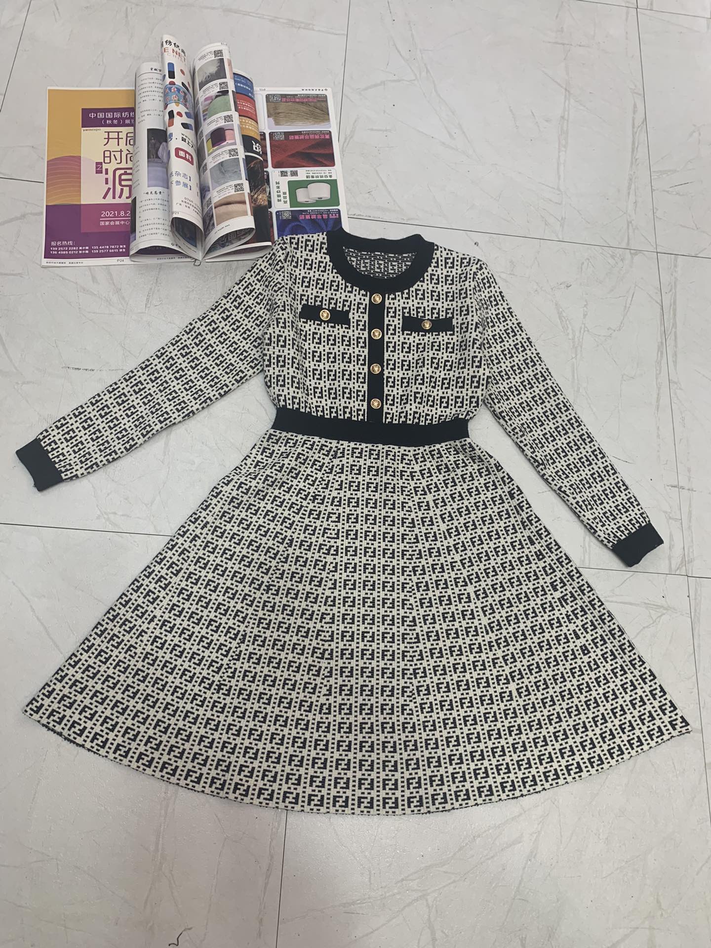 Fendi FF Logo Long Sleeve Jacquard Button Black White Fabric Wool Dress