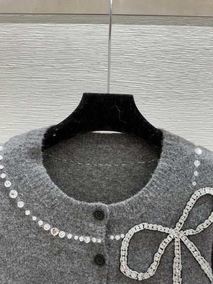 CC 25F Heavy Bow Beaded Round Neck Knit Wool Cashmere Long-Sleeved Cardigan