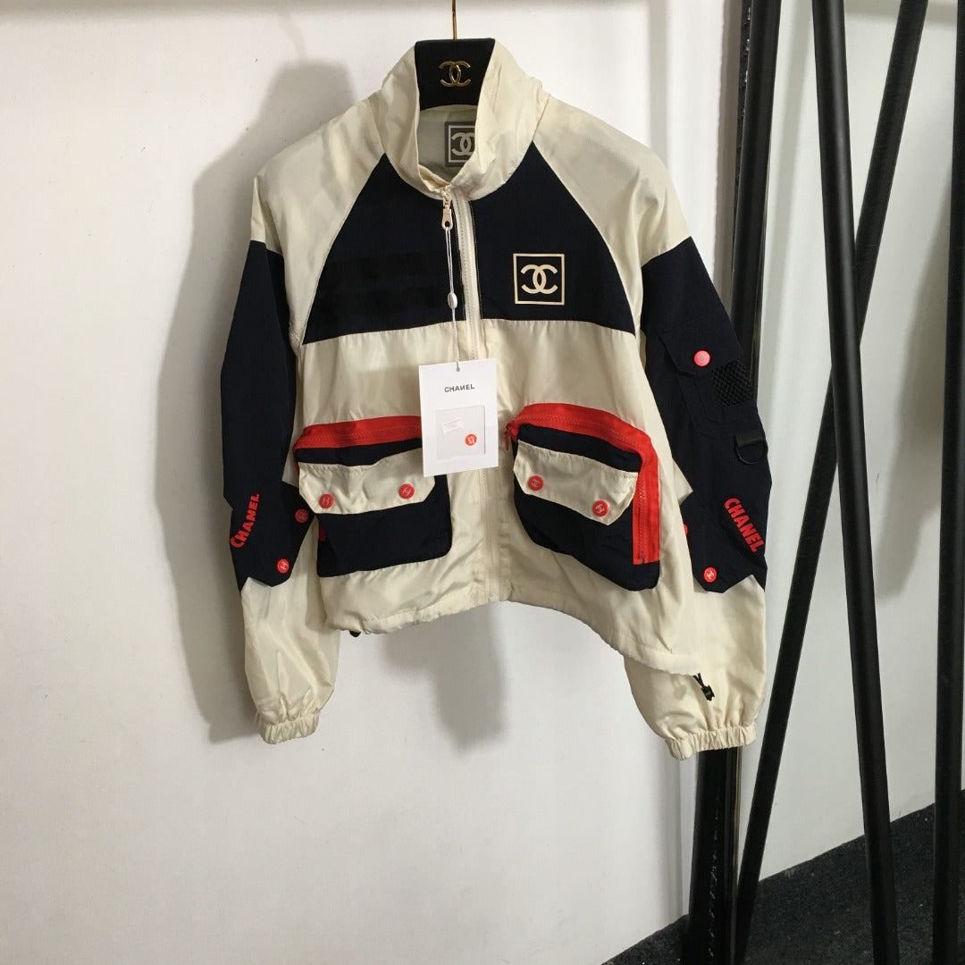 CC Logo Letter Offset Color Multi-pocket Long-sleeved Windbreaker Jacket