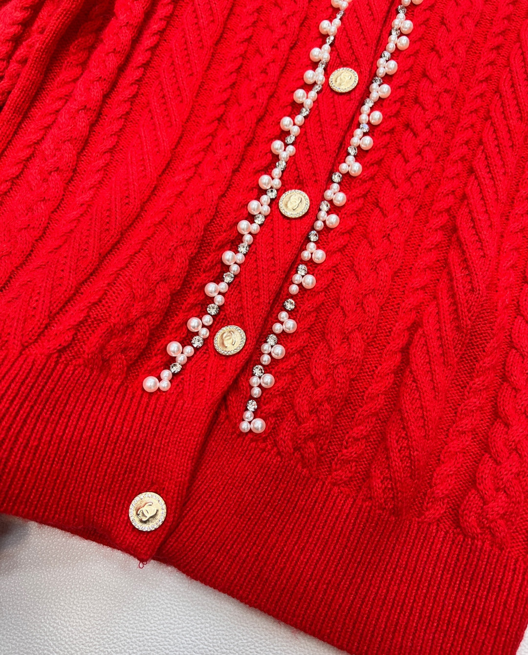 Chanel Cable Knit Crew Neck Cardigan Red in Wool 799524