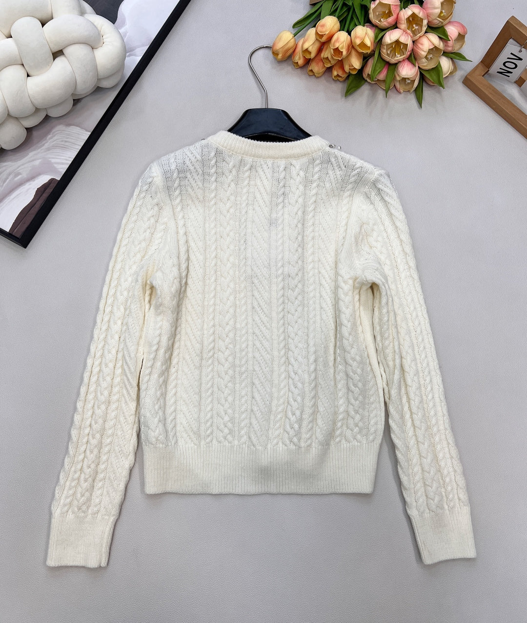 Chanel Cable Knit Crew Neck Cardigan White in Wool 799518