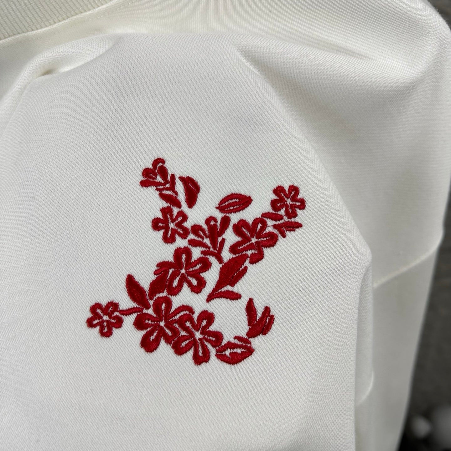 LV Long-Sleeve Crew Neck Sweatshirt 492271