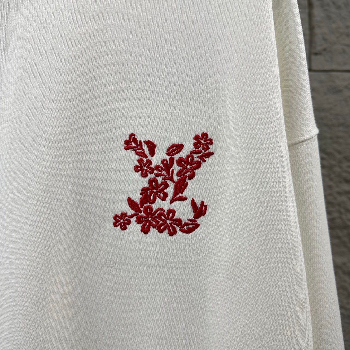 LV Long-Sleeve Crew Neck Sweatshirt 492271