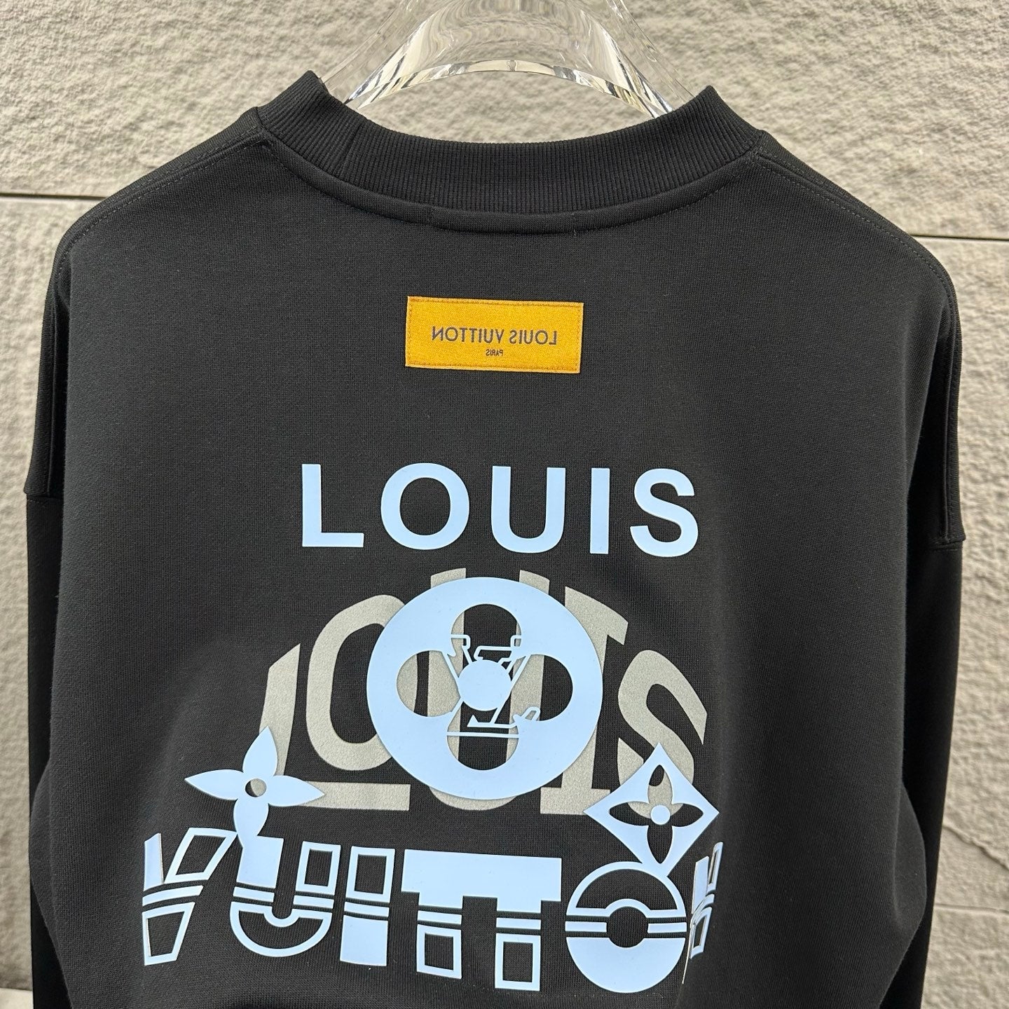 LV Long-Sleeve Crew Neck Sweatshirt 492247