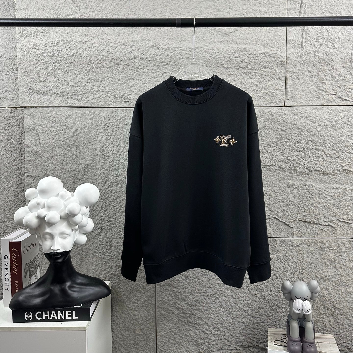 LV Long-Sleeve Crew Neck Sweatshirt 492229