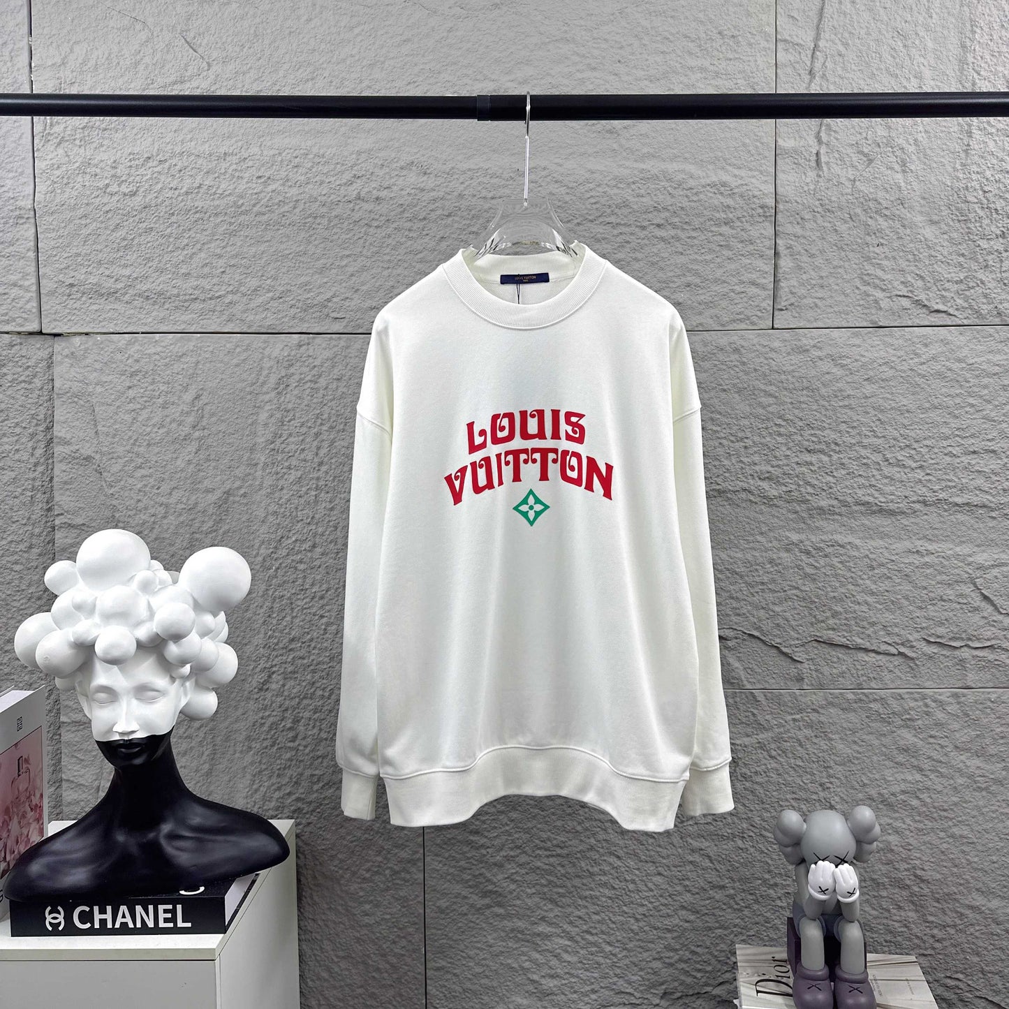 LV Long-Sleeve Crew Neck Sweatshirt 492213
