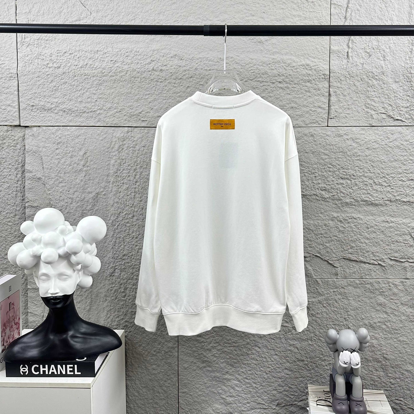 LV Long-Sleeve Crew Neck Sweatshirt 492213