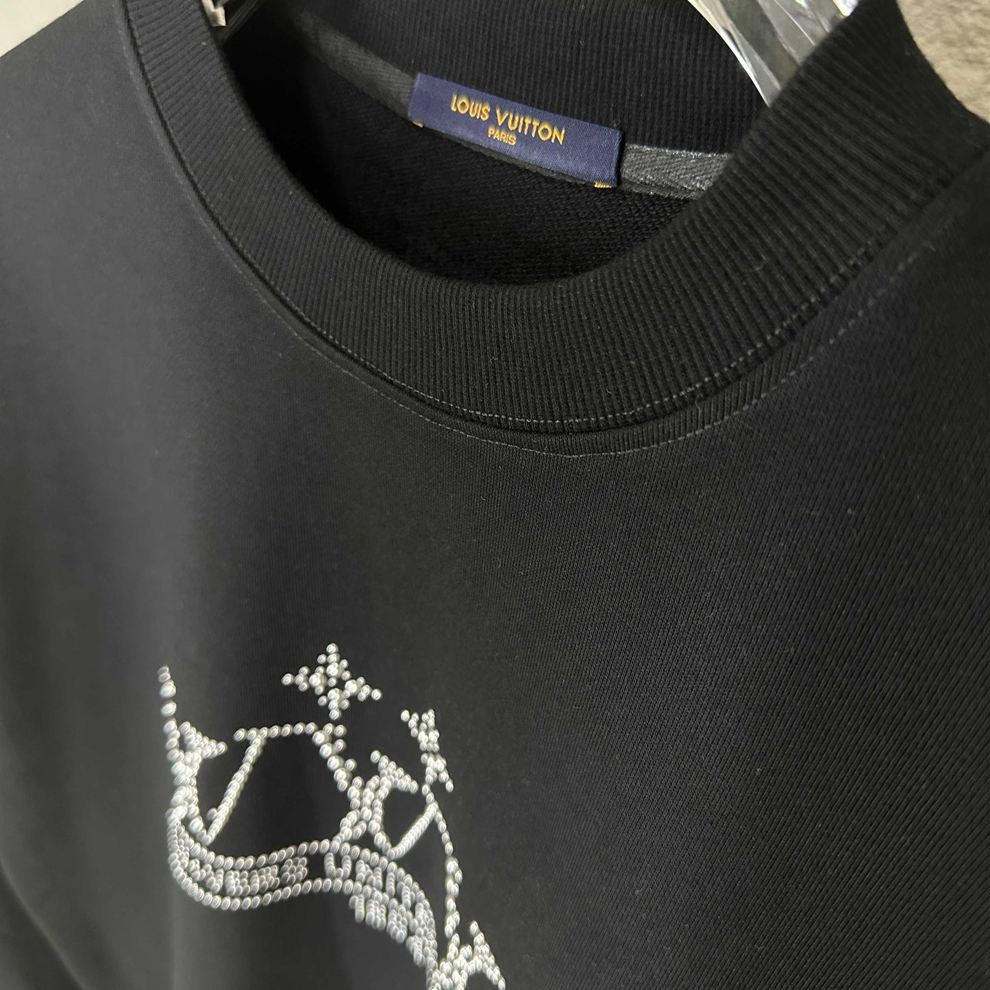 LV Long-Sleeve Crew Neck Sweatshirt 492185