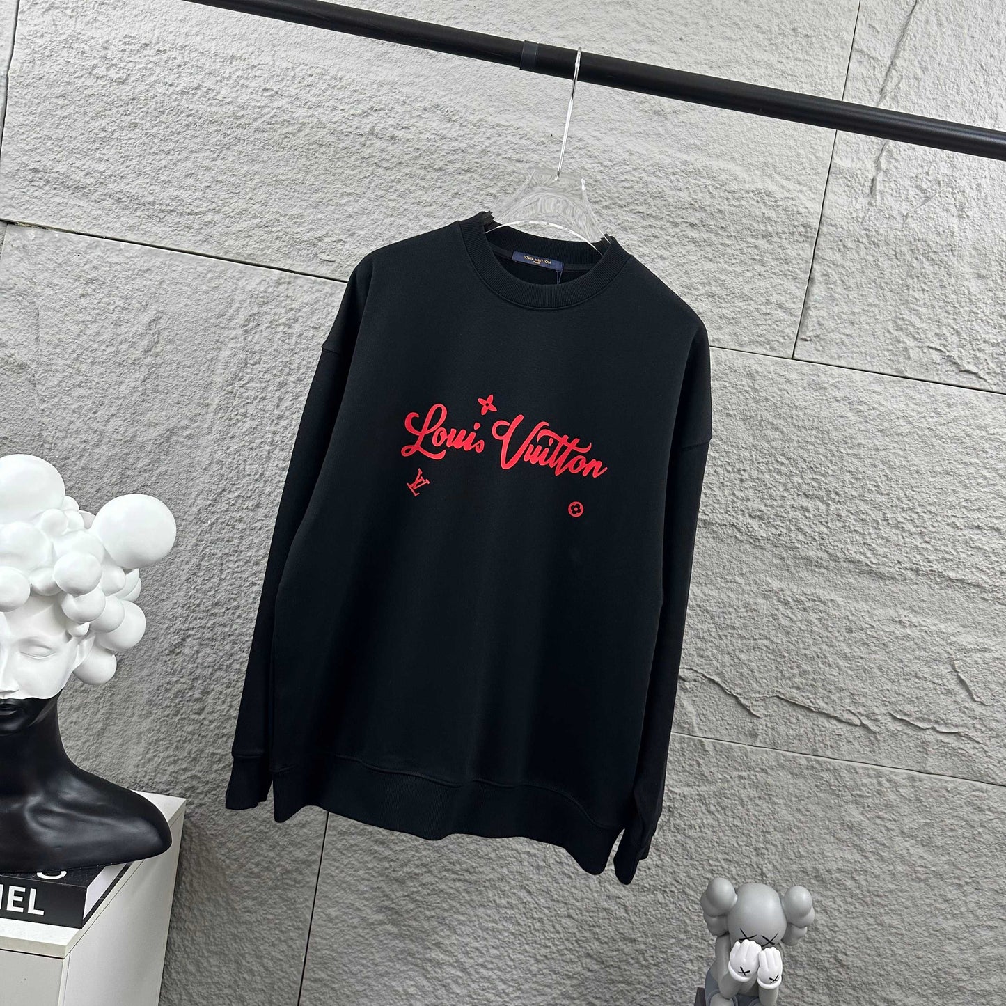 LV Long-Sleeve Crew Neck Sweatshirt 492181
