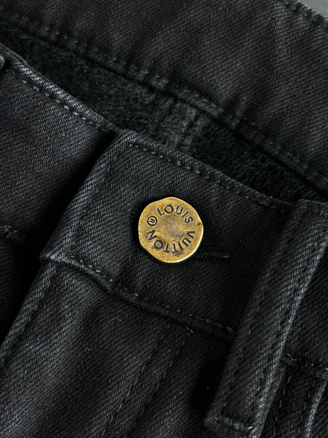 LV Fleece-lined and Thickened Jeans 492701