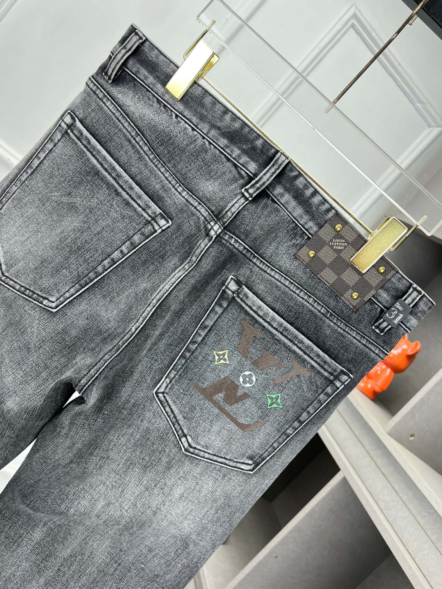 LV Gray Jeans 492678