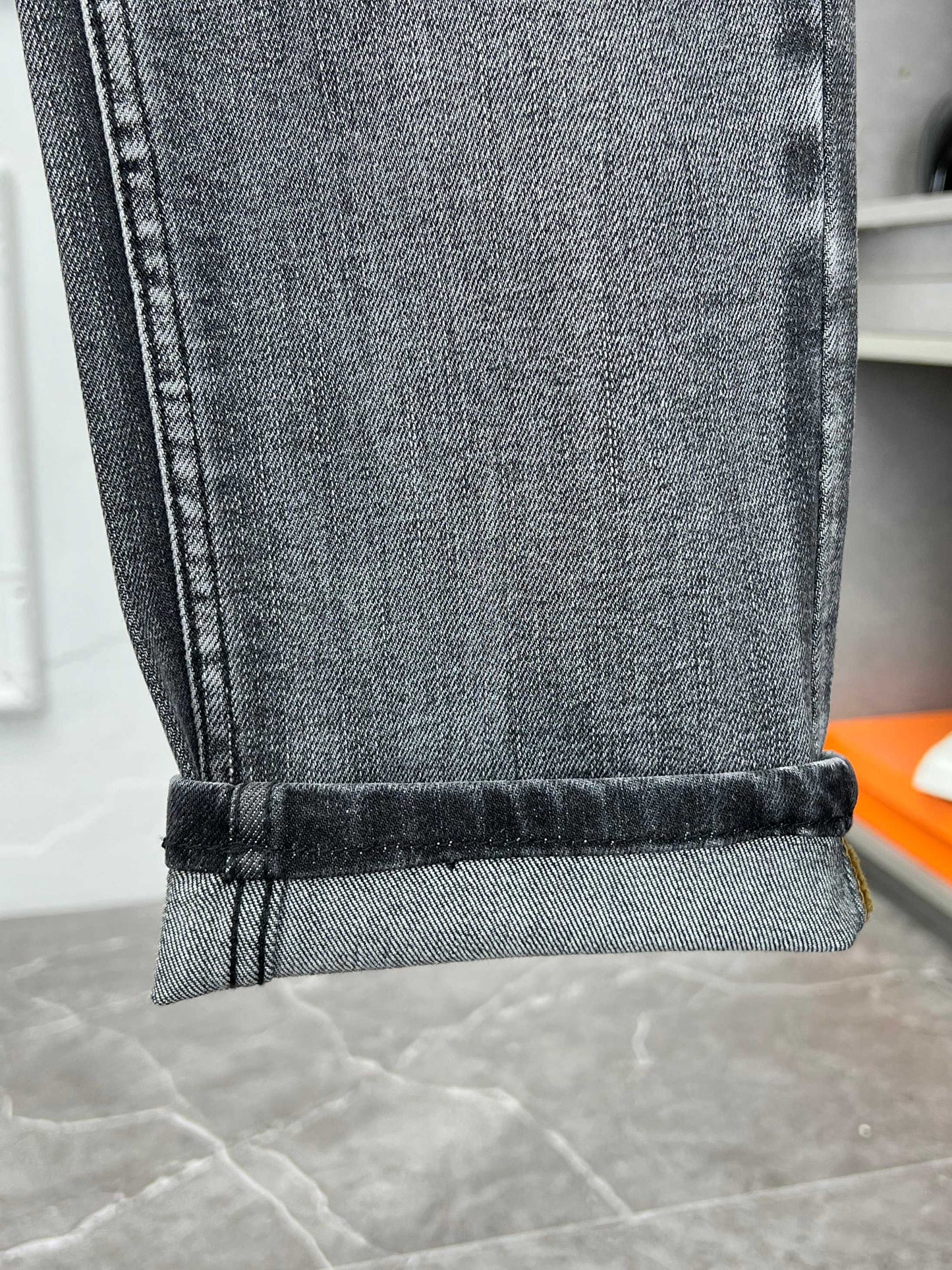 LV Gray Jeans 492678