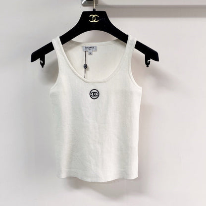 Chanel Two-Tone Vest White in Polyester 125481
