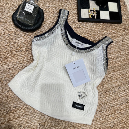 Chanel 26SS  Embellished Rhinestone Camisole White in Knit Texture 161793