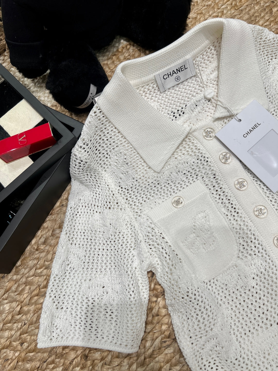 Chanel 26SS Knit with a Delicate Openwork Texture Cream in Cotton 161787