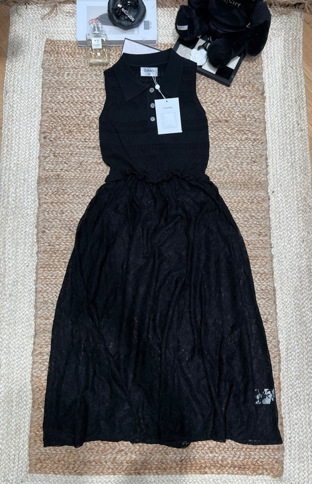 Chanel 26 Flared Dress with Lace Black in Tencel 161757