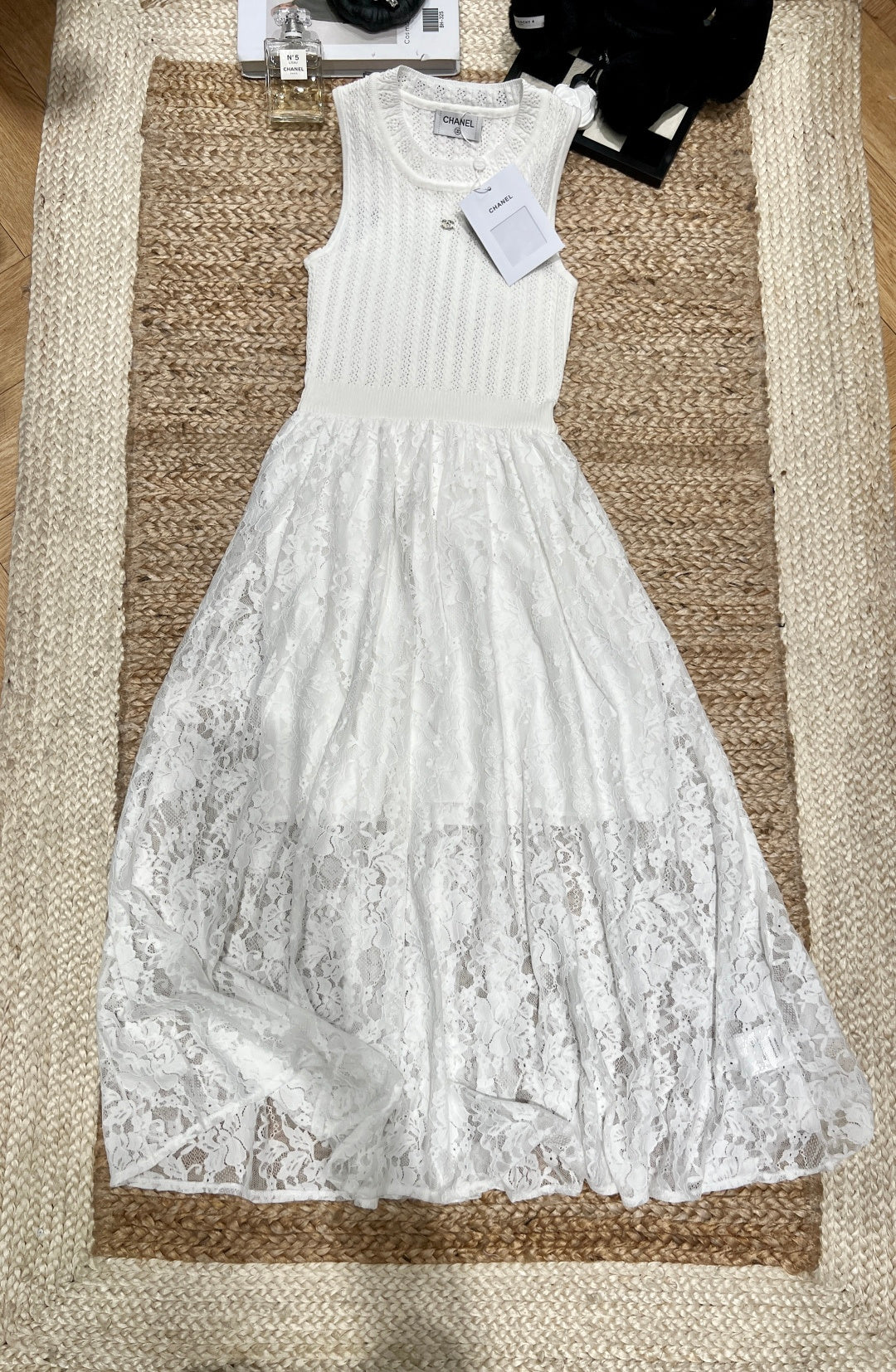 Chanel 26 Dress with Lace White in Tencel 161755
