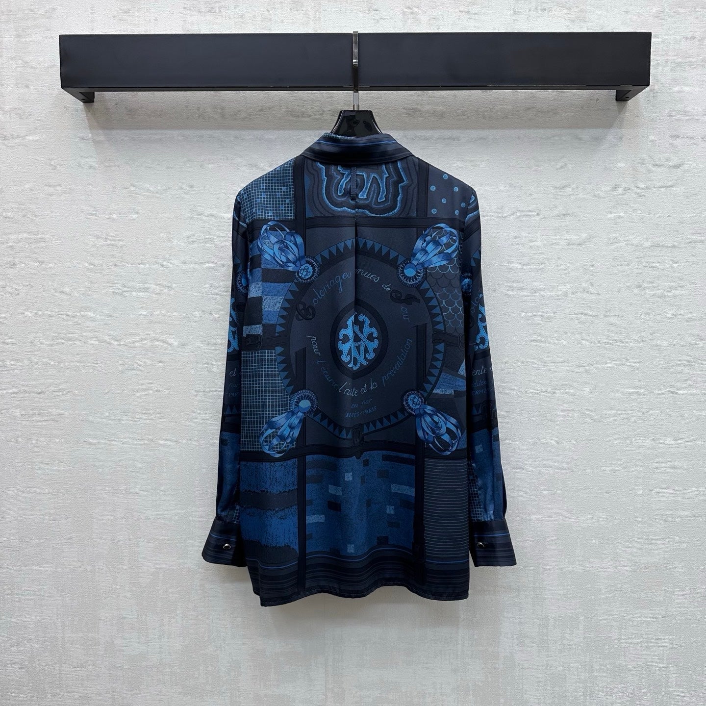 Hermes 26 Printed Long-Sleeve Shirt Blue in Mulberry Silk 137394